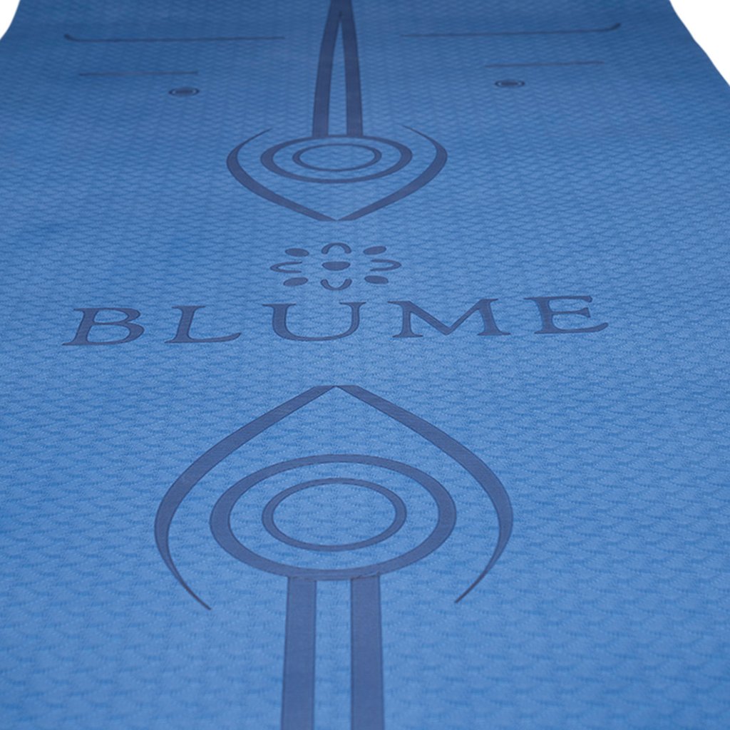 TPE Yogamatte von BLUME, blau, 6 mm - frei von Phthalaten und zu 100% recycelbar