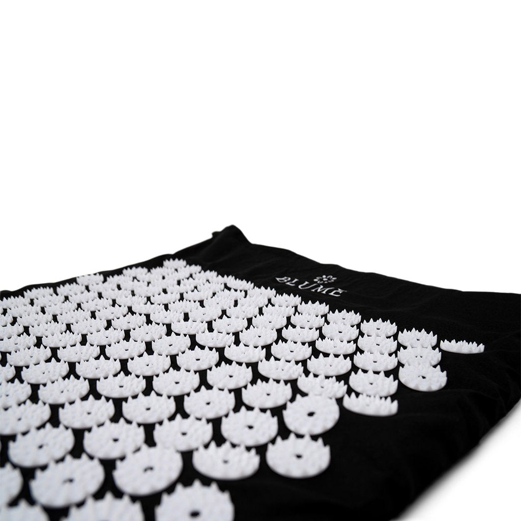 Akupressurmatte inkl. Kissen von BLUME, schwarz